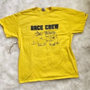 Yellow Fruit of the Loom Graphic T